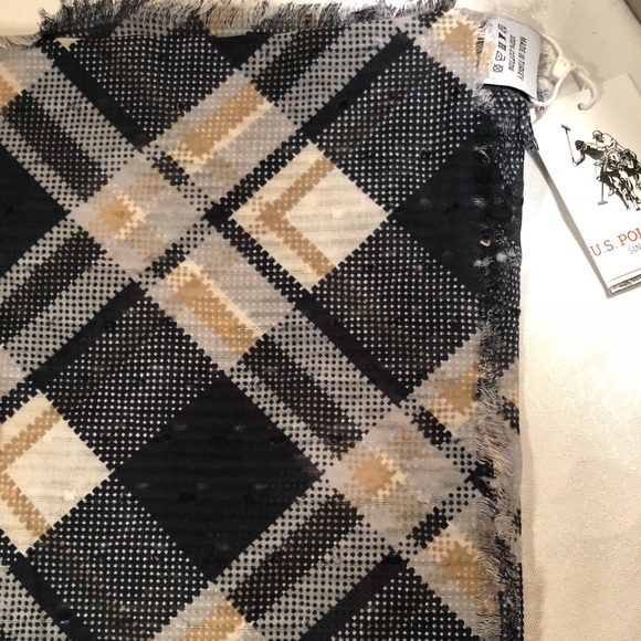 Lightweight cotton large scarf/shawl/hijab - Picture 5 of 7